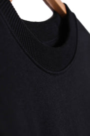 Collar of women's printed black organic cotton sweatshirt